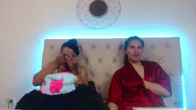 Sharonandsharit webcam model stream image