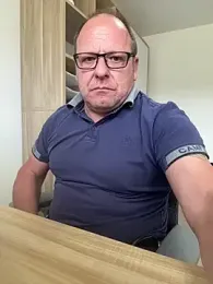 coupleLatinaLovers webcam model stream image