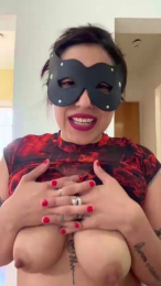 Momii28 webcam model stream image