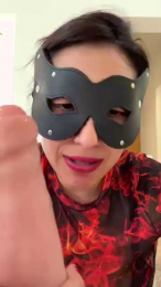 Momii28 webcam model stream image