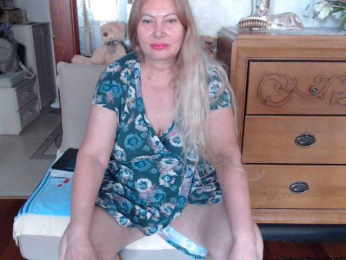 MonaMonako webcam model stream image