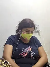 illay_love webcam stripchat model stream image