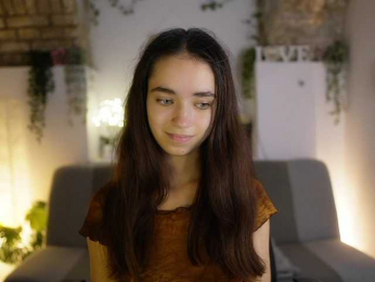 GiaPaige18 webcam model stream image