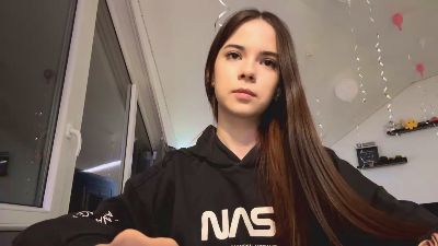 HertaMcginley webcam cam4 model stream image