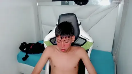 Liarr_ webcam model stream image