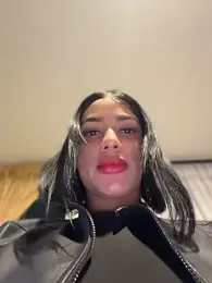 AlannaEvons webcam model stream image