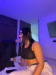 AlannaEvons webcam stripchat model stream image