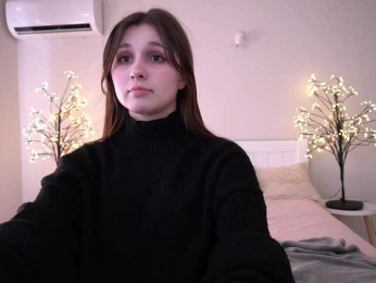 OpulentSiren webcam model stream image