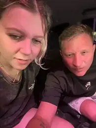 FOX_FAMILY webcam model stream image