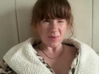 red_head_rosie_69 webcam preview