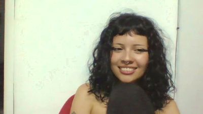 Doll_dollys_ webcam model stream image