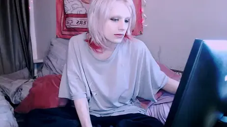 Alien_Bella webcam model stream image