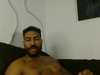 Xander Strongs webcam flirt4free model stream image
