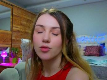 KristinaMoonx webcam preview