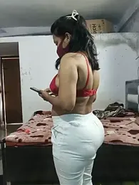 hot_wife_35 webcam stripchat model stream image