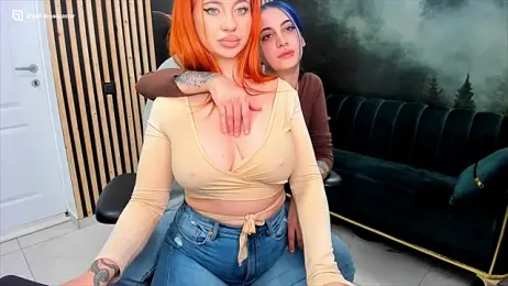 fireflowers_ webcam model stream image