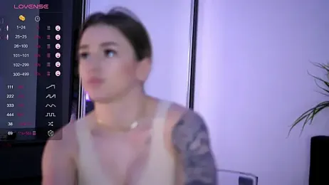 BabbyAisha webcam model stream image