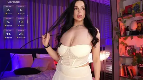 LunaNight webcam stripchat model stream image