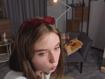 sassybloomx webcam model stream image