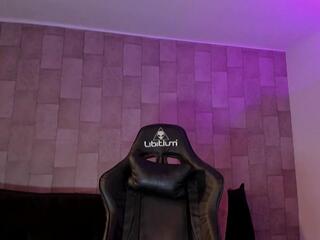 Saray Doll webcam model stream image