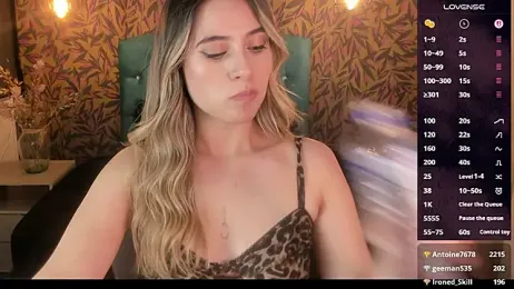 KiaraCarter webcam model stream image