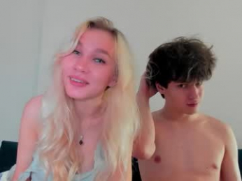 wladilia webcam model stream image