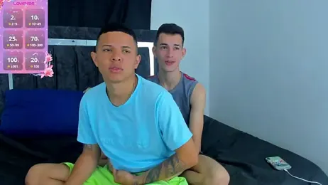 LatinsGuys25 webcam model stream image