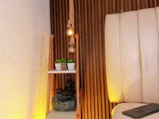 miaavixenn webcam model stream image