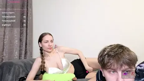 Emily_and_Ilumi webcam model stream image