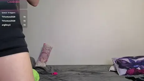 Emily_and_Ilumi webcam model stream image