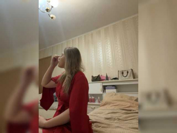 SunshineEmma webcam bongacams model stream image