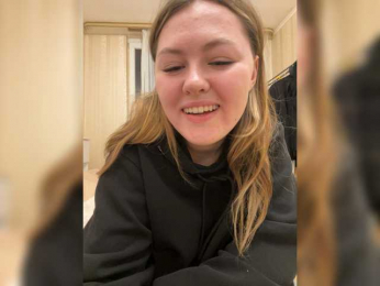 SunshineEmma webcam bongacams model stream image