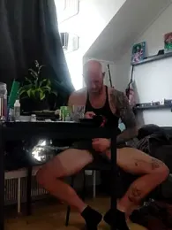 eltoulou webcam model stream image