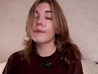 charisseruuska webcam model stream image