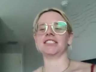 maaad-maxxx webcam camsoda model stream image