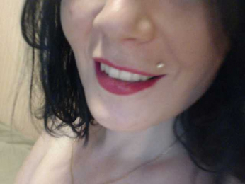 MyP_MyP webcam model stream image