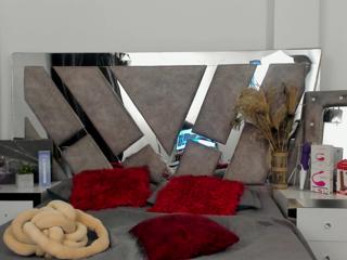 Amara Jons webcam model stream image