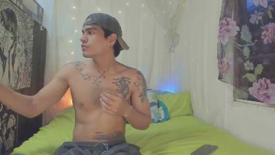 aless420 webcam model stream image