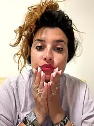 Novababy18 webcam model stream image