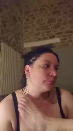 Julyhot44 webcam model stream image