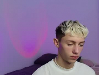 leonlure webcam model stream image