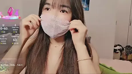Caryln-Bun webcam stripchat model stream image