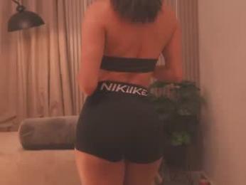 lili_foxy webcam model stream image