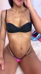 Moranguinh_24 webcam model stream image