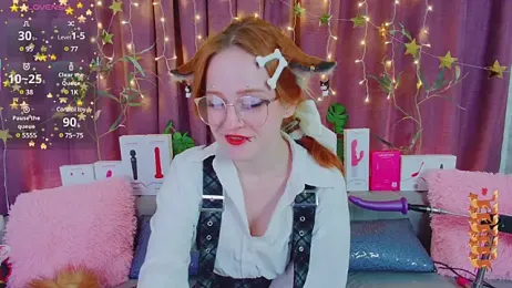 Moxy_Foxy webcam model stream image