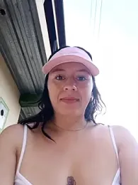 Alana--7 webcam model stream image