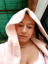 Alana--7 webcam model stream image