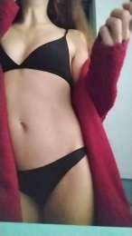 Kittzziky webcam model stream image