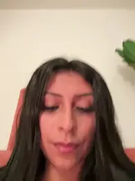sweetAli_ webcam model stream image