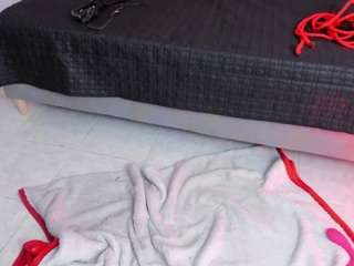 issaafox webcam model stream image